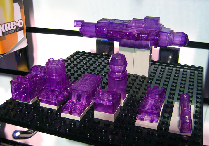 Each set's energon parts separate and in combined cannon build
