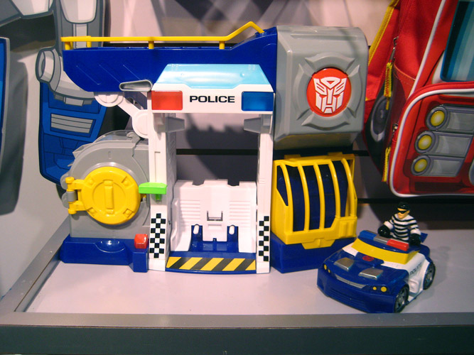 Police station playset