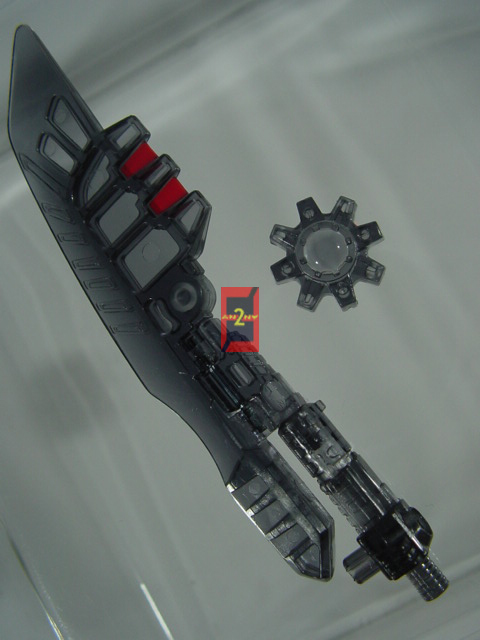 Phantom Night Edition Energy Blade Mulitple stores, July 7 2004, gift w/ Grand Convoy Super Mode or Wing Saber (probably, see Notes)