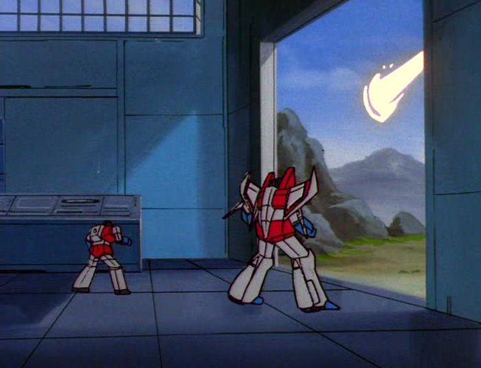 There is only one Starscream in this scene. More than Meets the Eye, Part 2