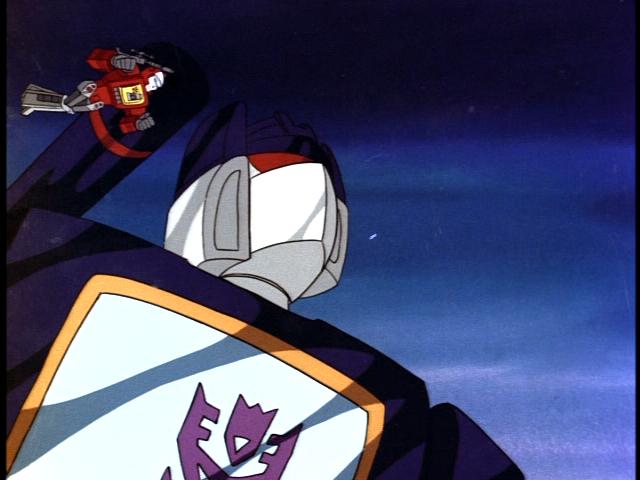 Masterpiece Soundwave vs. Smallest Transformers Blaster. Carnage in C-Minor