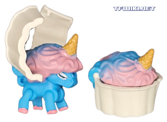 File:BotBots-toys King Candyhooves.jpg