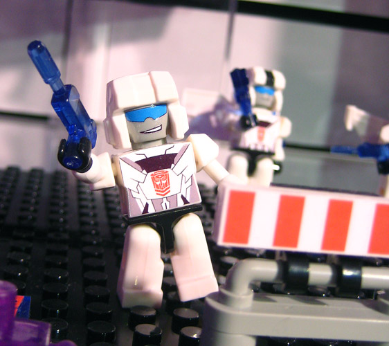 Two Kreon Autobot Troopers